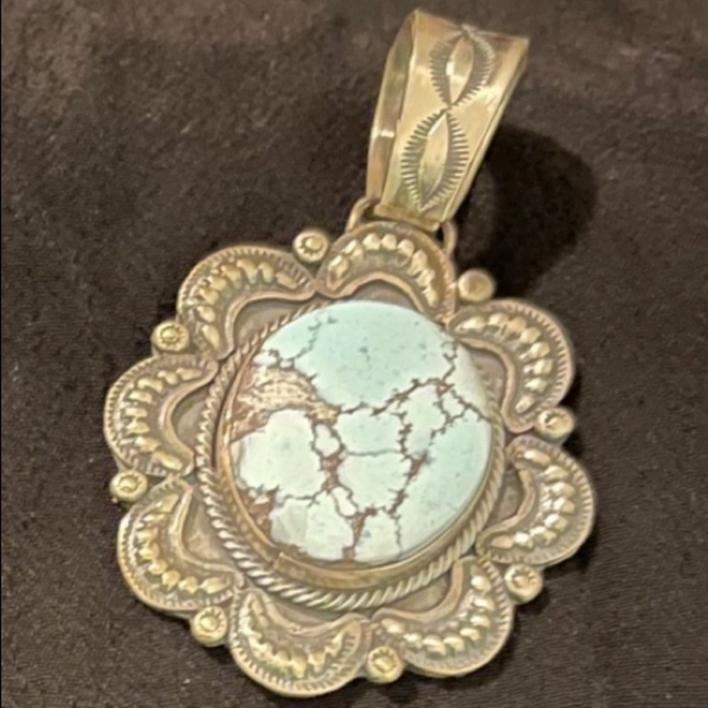 Stunning Golden Hills Pendant